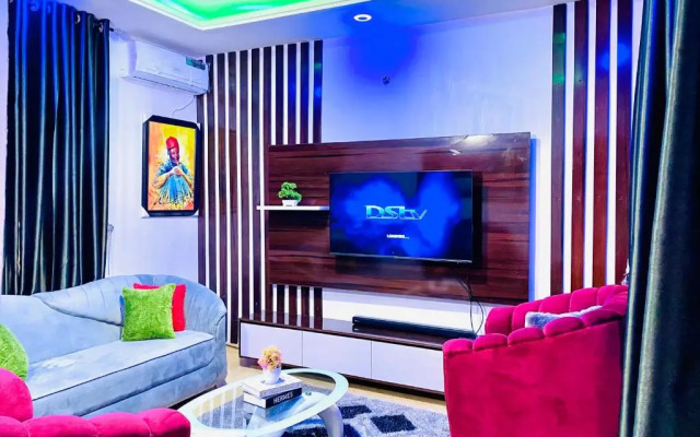 Modern One Room & Parlor Serviced Apartment