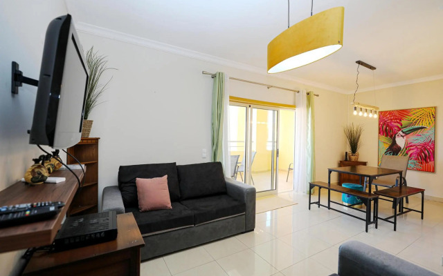 C07 - 3 Bed Penthouse in Lagos