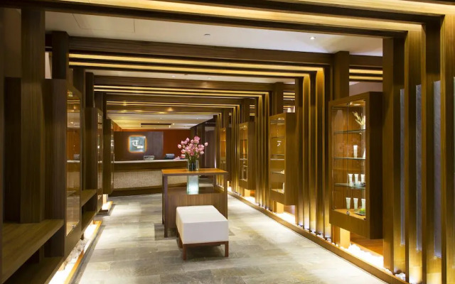 Hotel Nikko Saigon