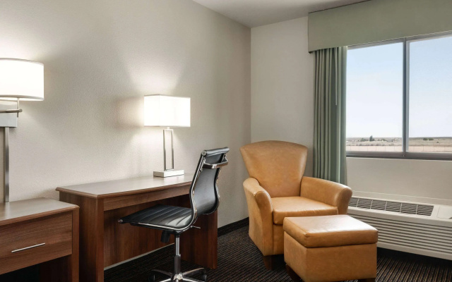Travelodge by Wyndham Vaughn
