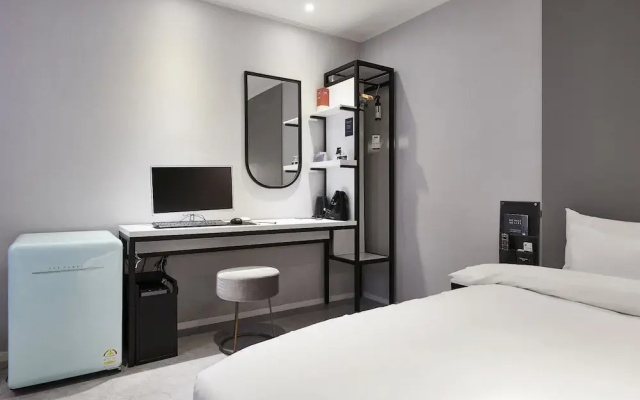 Just Sleep Hotel