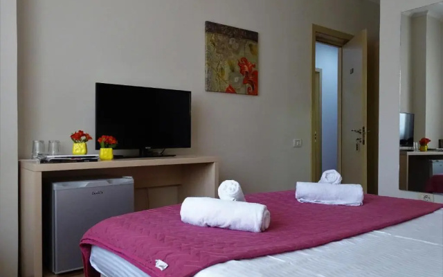 Idea Hotel