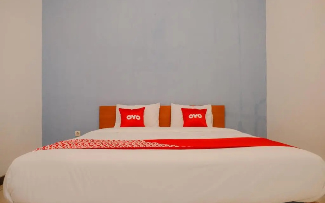 OYO 1509 Candi Panggung Family Guest House Syariah