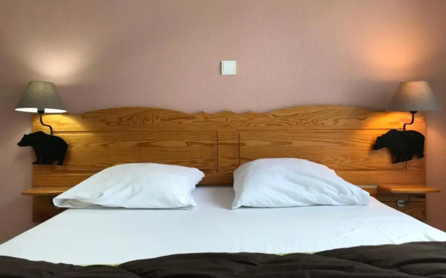 Grand T3 centre Cauterets 6 à 8 pers. WIFI. Balcon