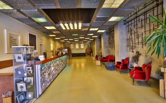 Han Hostel Airport North Турция, Стамбул - 13 отзывов об отеле, цены и фото номеров - забронировать отель Han Hostel Airport North онлайн вид на фасад