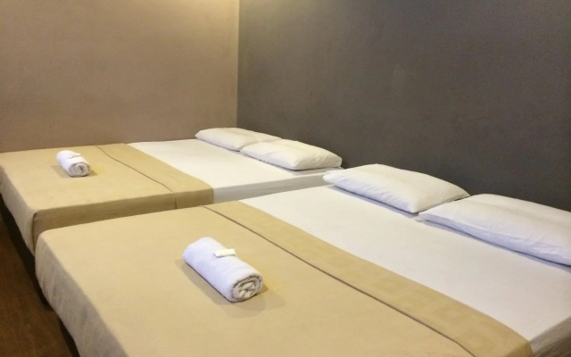 Maju Point Hotel