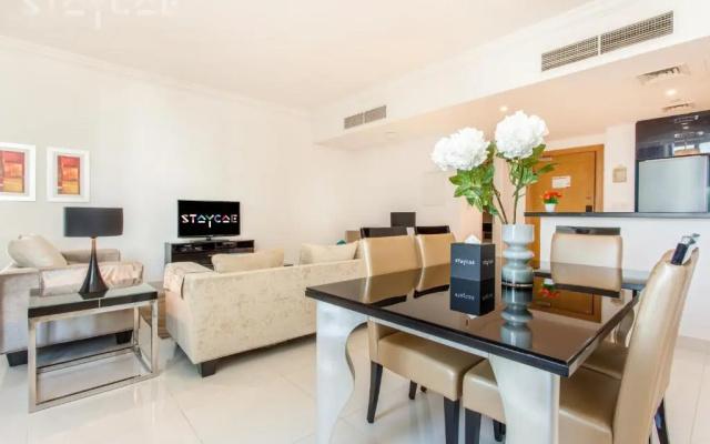 Staycae Capital Bay