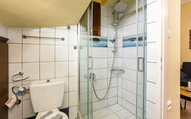 Stoupa Oasis - Spitiko Garden Getaway