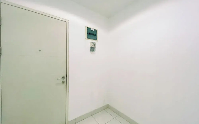 Comfort Living 1BR at Sentul Tower Apartment