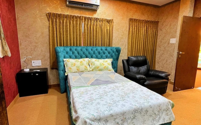 The Charlie Suites