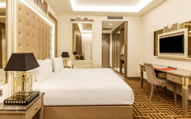 Rixos Downtown Antalya All Inclusive - The Land of Legends Access