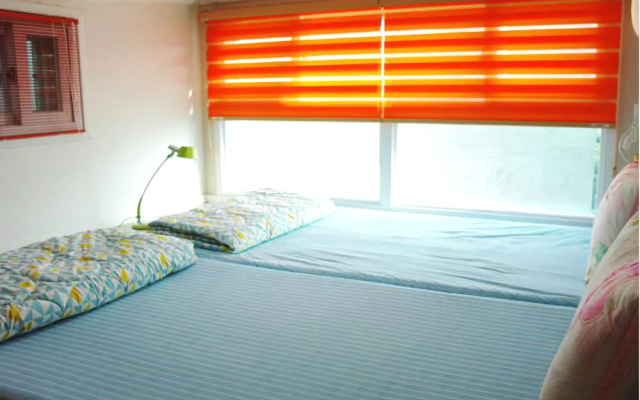 Hongchen Nix Pension
