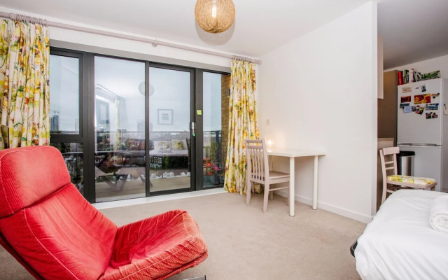 2 Bedroom Flat in West London