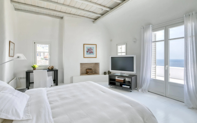 Crystal Villa 6 Bedroom