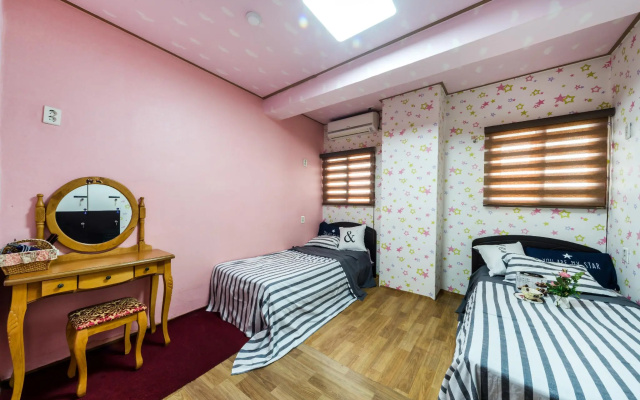 FunStay Inn Guesthouse