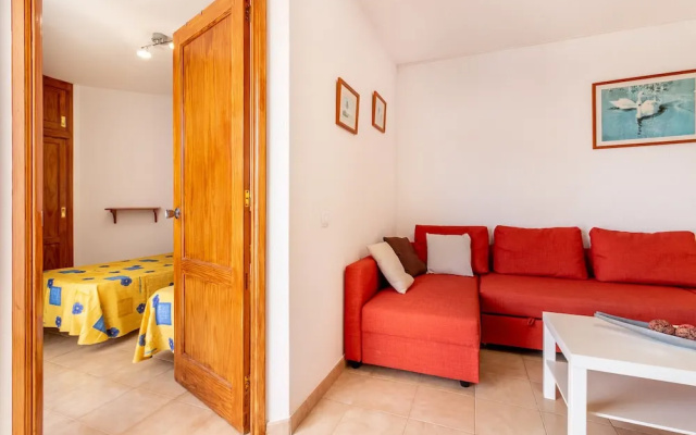 35138b01 - Petrel 2, Aptos El Cardenal 906