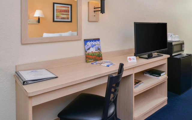 Days Inn by Wyndham New Philadelphia