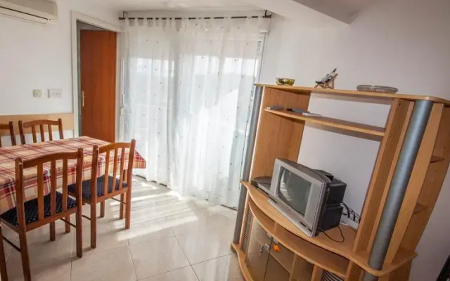 Apartments Mazor