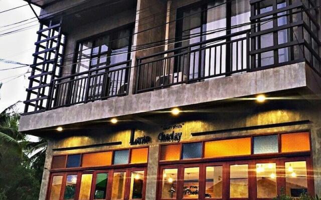 Lanta Chaolay Hostel вид на фасад
