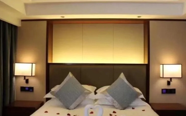 Henson Hotel