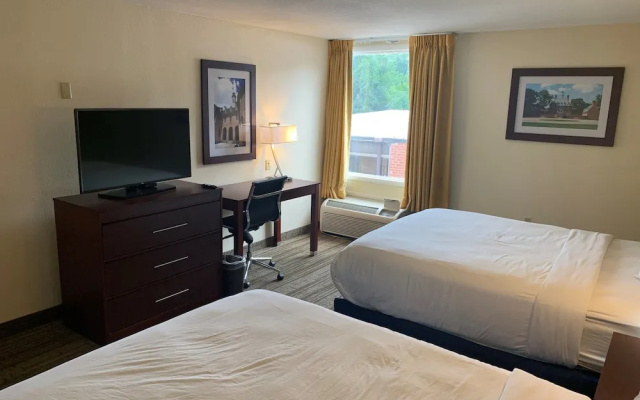 Ramada Williamsburg East Busch Gardens Area