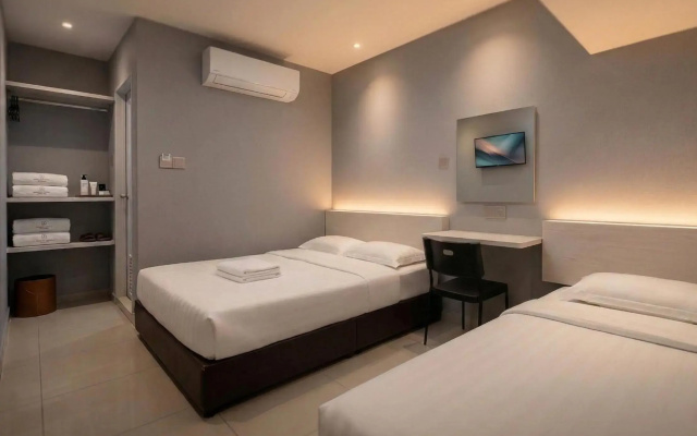 De UPTOWN Hotel @ P.J. 222