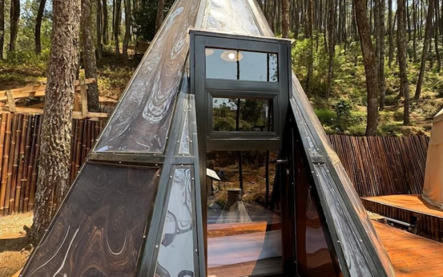 Regan Luxcamp by Digihub Hospitality