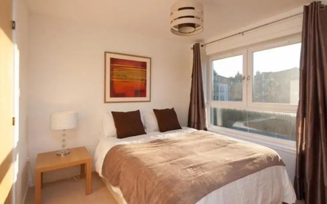 The Lochend Park View Residence No 1
