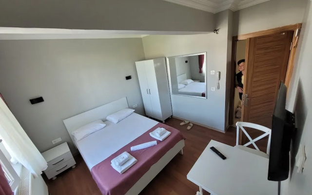 Gold İn Hotel