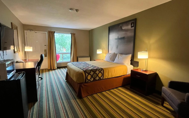 Jolly Roger Inn Resort