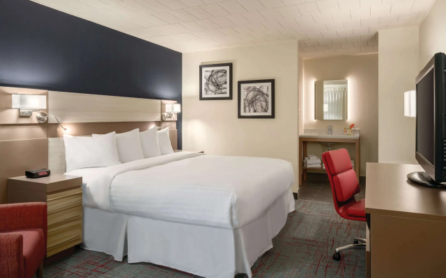 Ramada by Wyndham Indiana