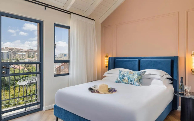 Villa Albi - Machne Yehuda Hotel