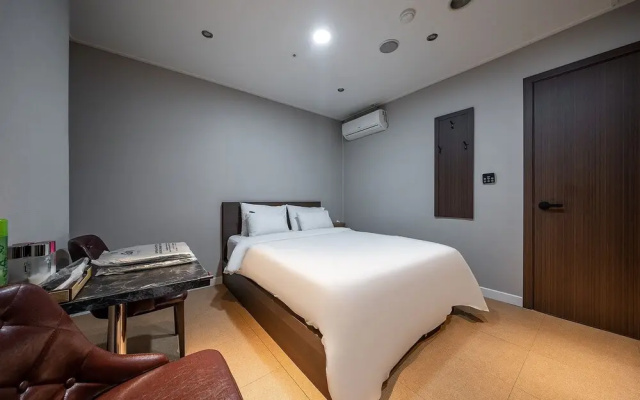 Dongtan Hotel Amor