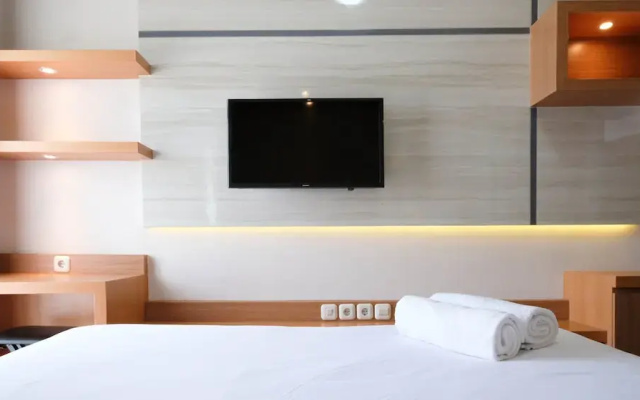 Cozy Living And Best Choice Studio At Bale Hinggil Apartment