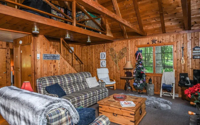 Piney Bear Cabin