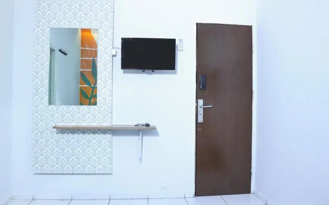 Tunas Plaza Residence by OYO Rooms