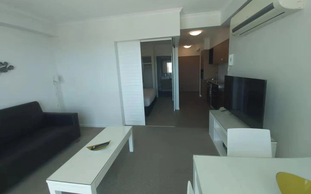 Airtrip Apartments on River Street