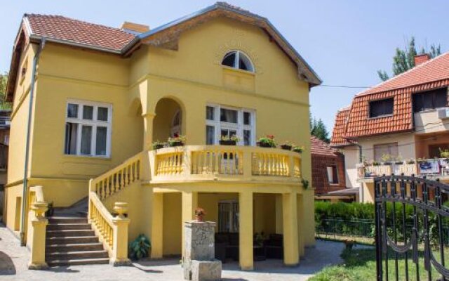 Guesthouse Vila Olivera in Niska Banja, Serbia from 24$, photos, reviews - zenhotels.com hotel front
