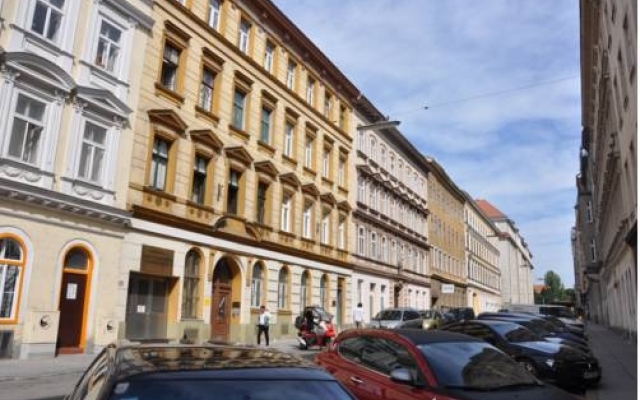 Hostel Westbahnhof вид на фасад