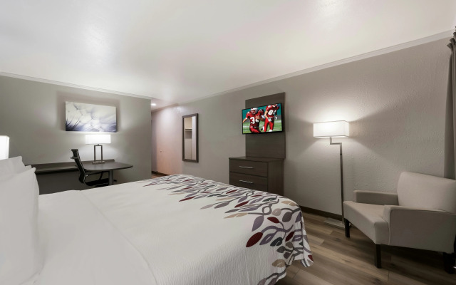 Red Roof Inn Madisonville