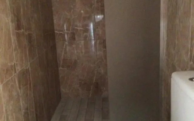 Zeyos Lodge