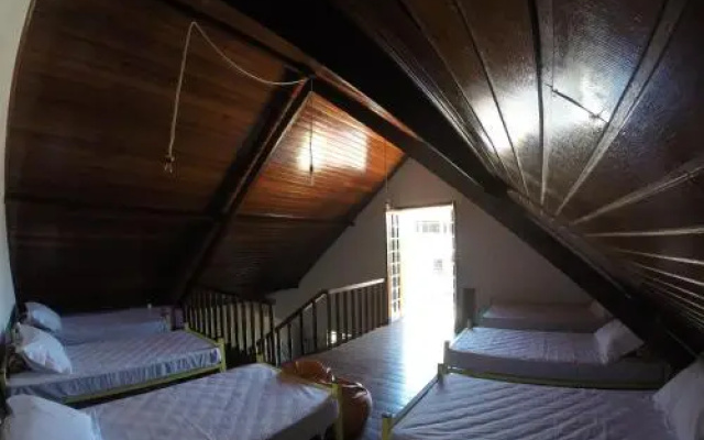 Hostel LARes
