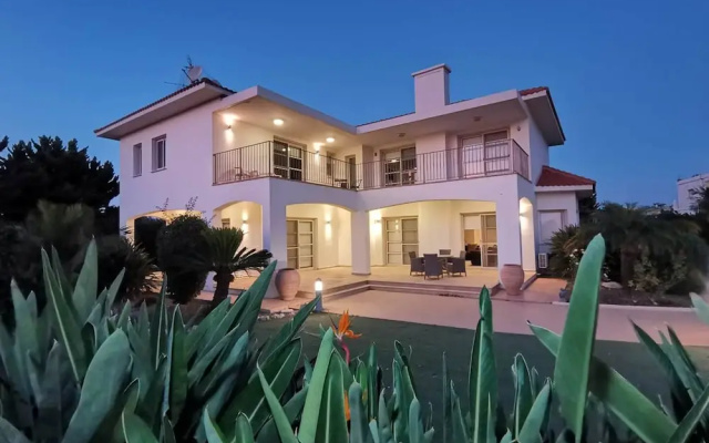 Orchard Blossom Private Villa With Pool