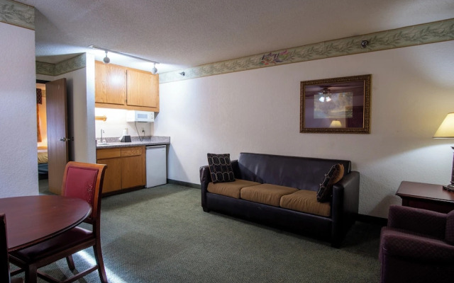 Blue Way Inn & Suites Minneapolis Airport Eagan - Mall of America