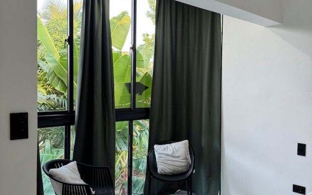 Nashaly Suite