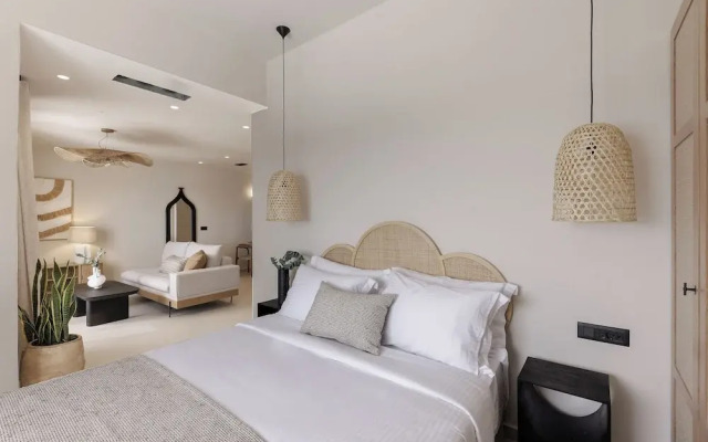 Morfes Luxury Suites by Caldera Houses