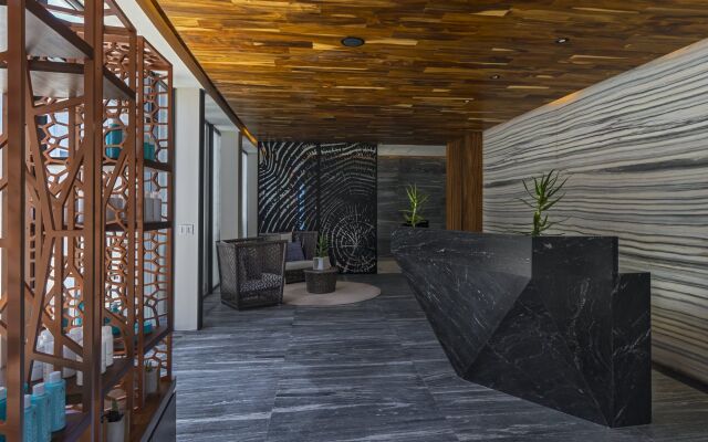 Отель Solaz, A Luxury Collection Resort, Los Cabos вид на фасад
