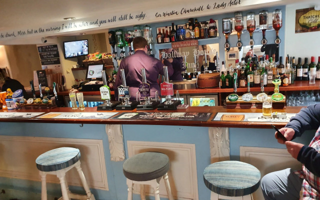Halfway House Inn