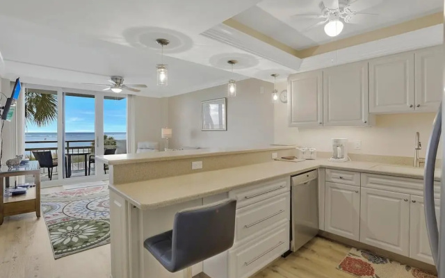 Tradewinds 205
