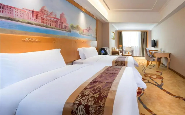 Vienna International Hotel Shen Zhen Buji Dafen shop
